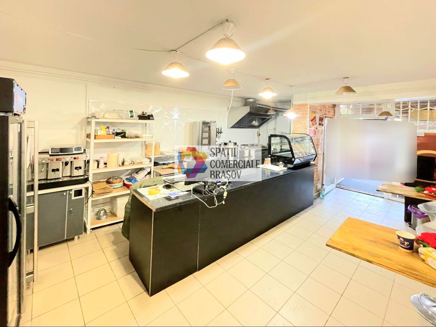 Spatiu comercial de închiriat cu vad, Brasov - 29 mp -  Spatii-comerciale-brasov - Poză 2