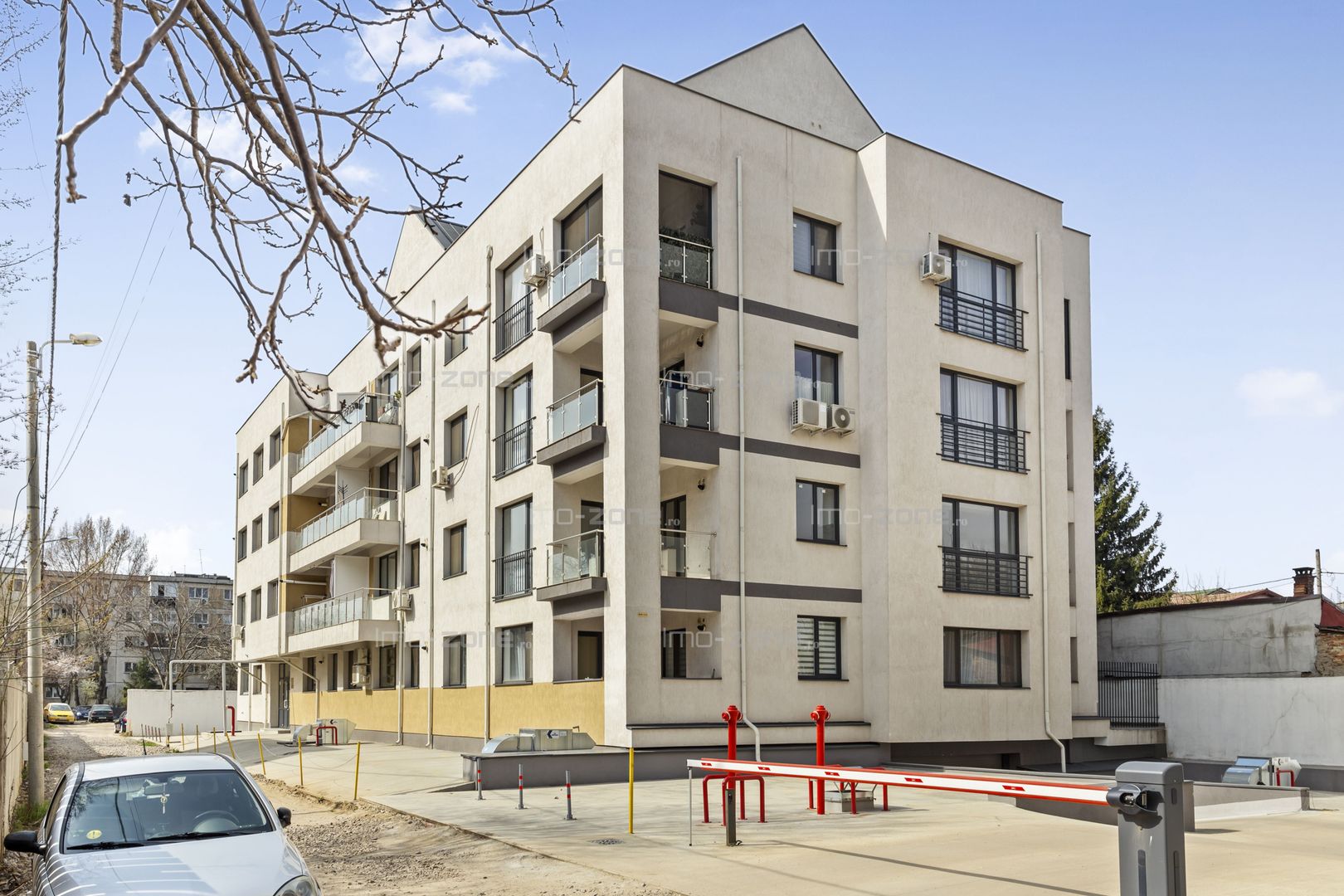 The Building 54 - Uverturii 155 - Poză 33