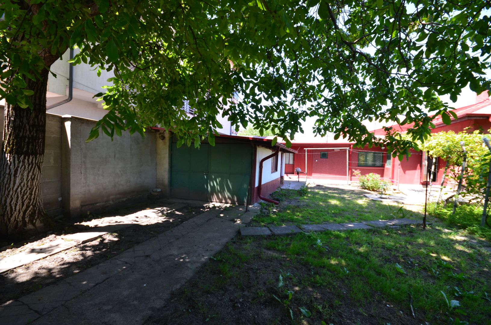 Teren 600 mp cu deschidere dubla bulevardul Laminorului - Poză 4