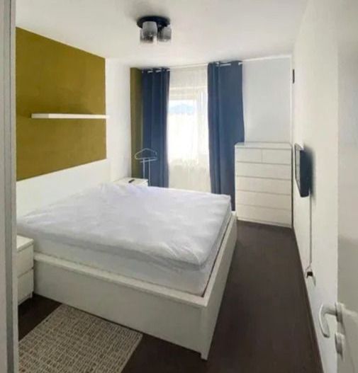 Un apartament care bifează exact ce contează spațiu lumină liniște și parcare - Poză 5