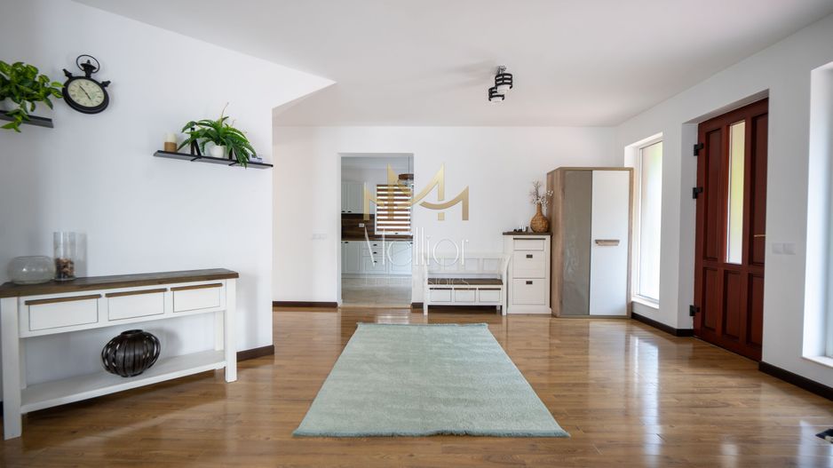 Casa superba individuala | 5 camere | 280 mp | cart. Europa! - Poză 8