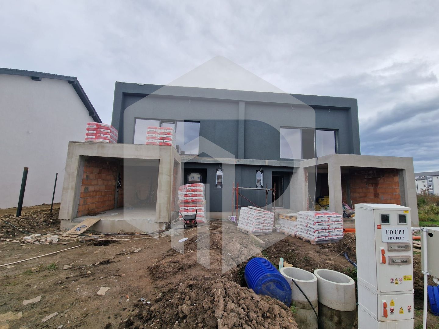 Calea Cisnadiei-Arhitectilor - Duplex  + Garaj - Teren 340 mp - Poză 3