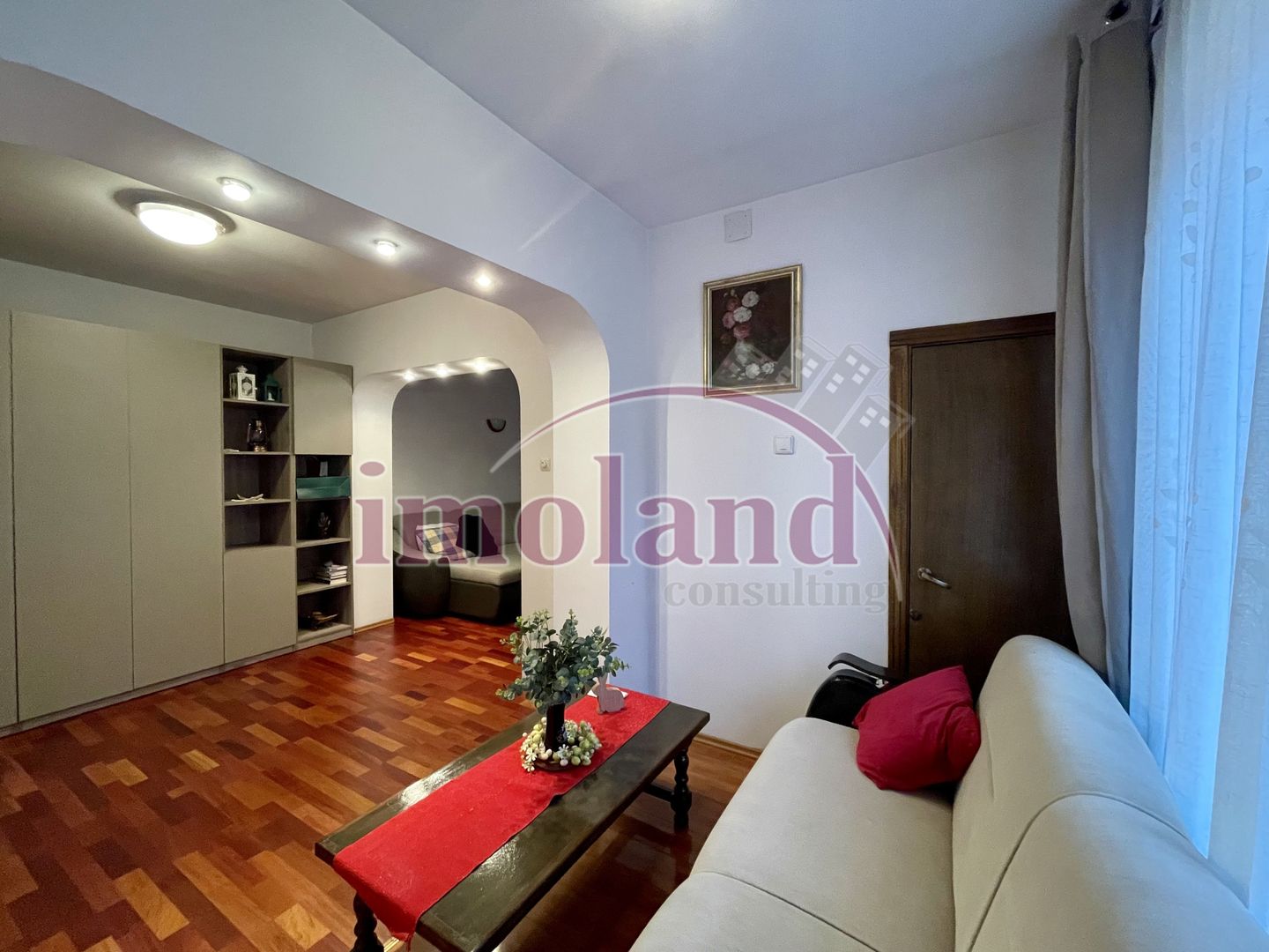 Casă parter 123 mp, complet renovată, curte generoasă, teren 400 mp - Giulesti - Poză 15