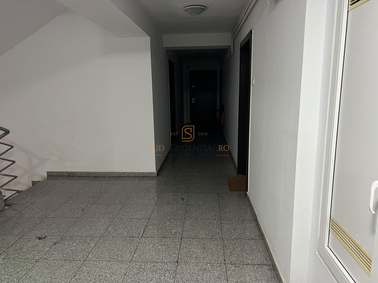 Apartament 2 camere, finalizat 2015,  49,69 mp, Grand Arena, Sector 4 - Poză 20