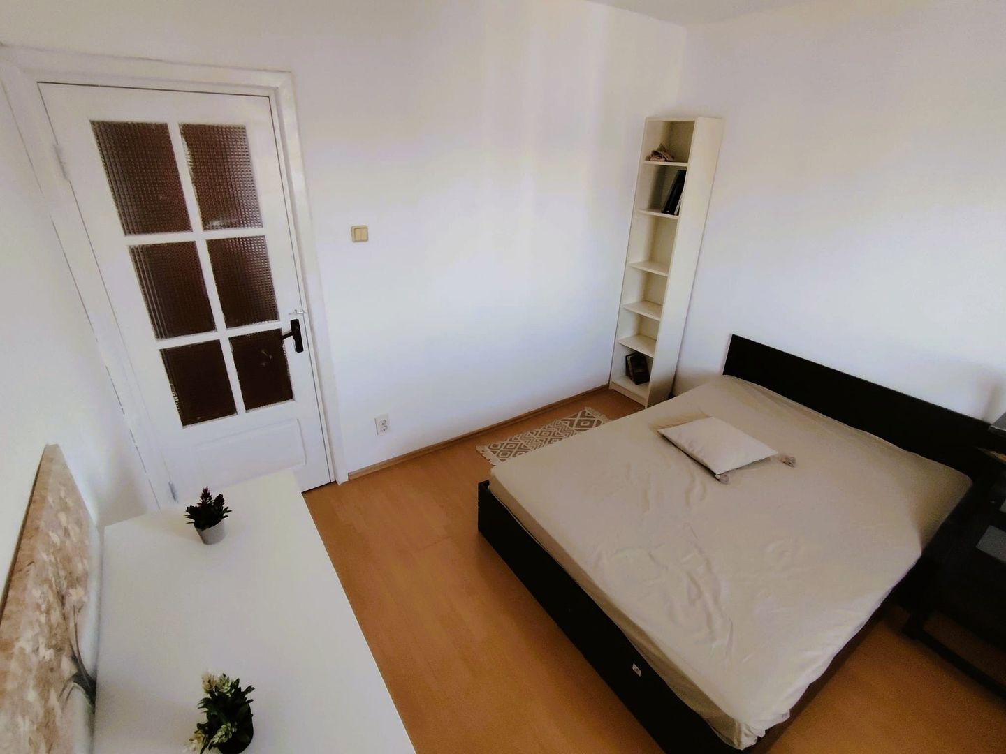 Apartament 3 camere 2 bai-decomandat- Parc Tineretului-Timpuri Noi - Poză 1