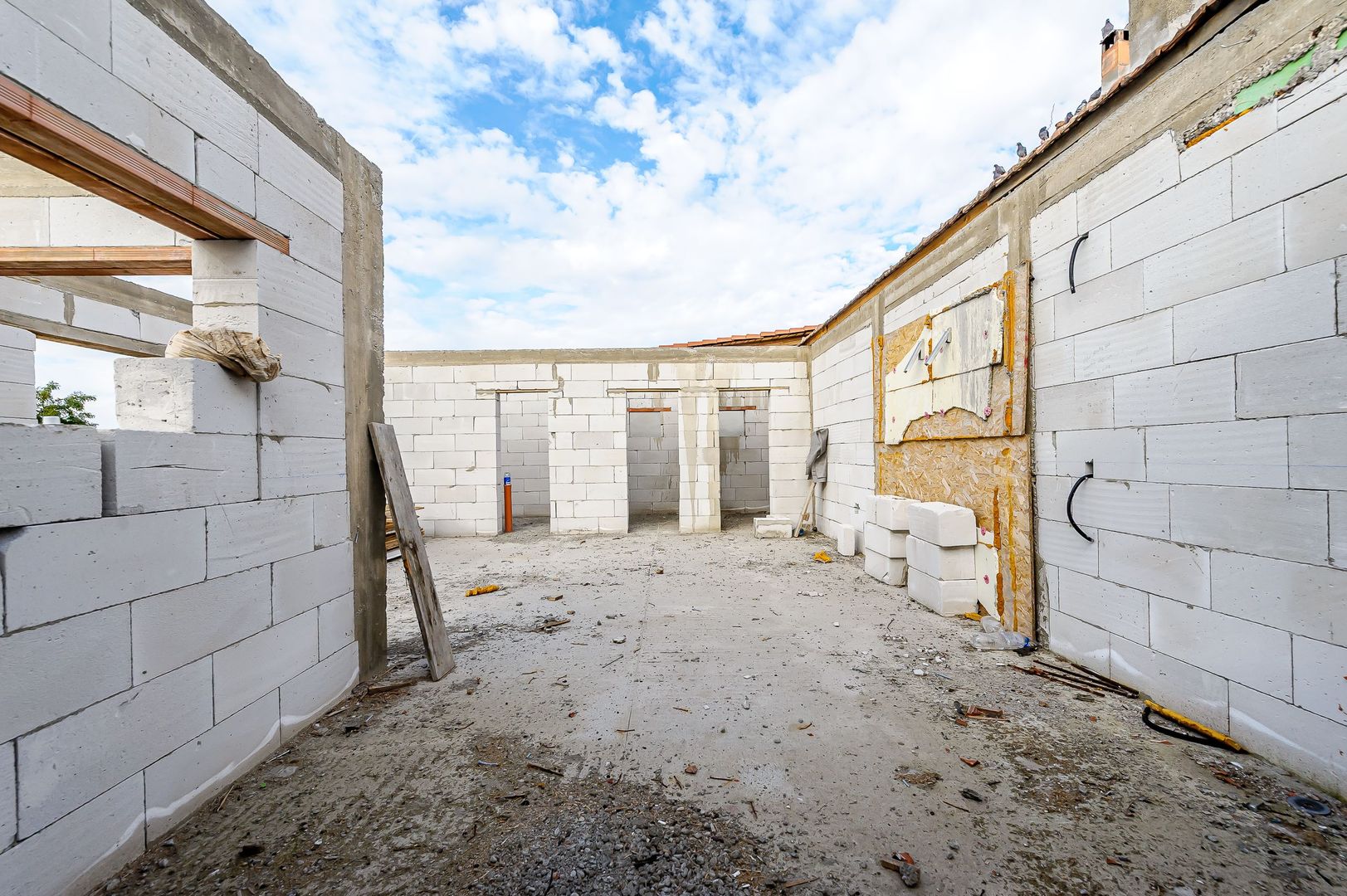 Casa + Teren 1144 mp - str. Principala Zimandu Nou, Arad - COMISION 0% - Poză 5