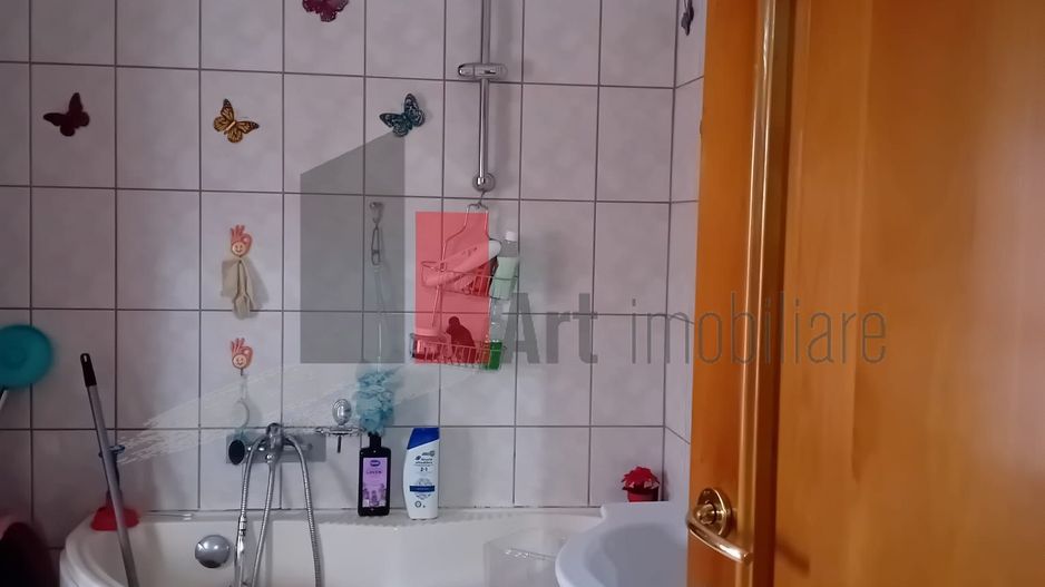 APARTAMENT 3 CAMERE SEBASTIAN - Poză 12