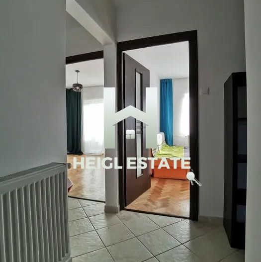 Apartament cu 3 camere in zona Soarelui - Poză 8