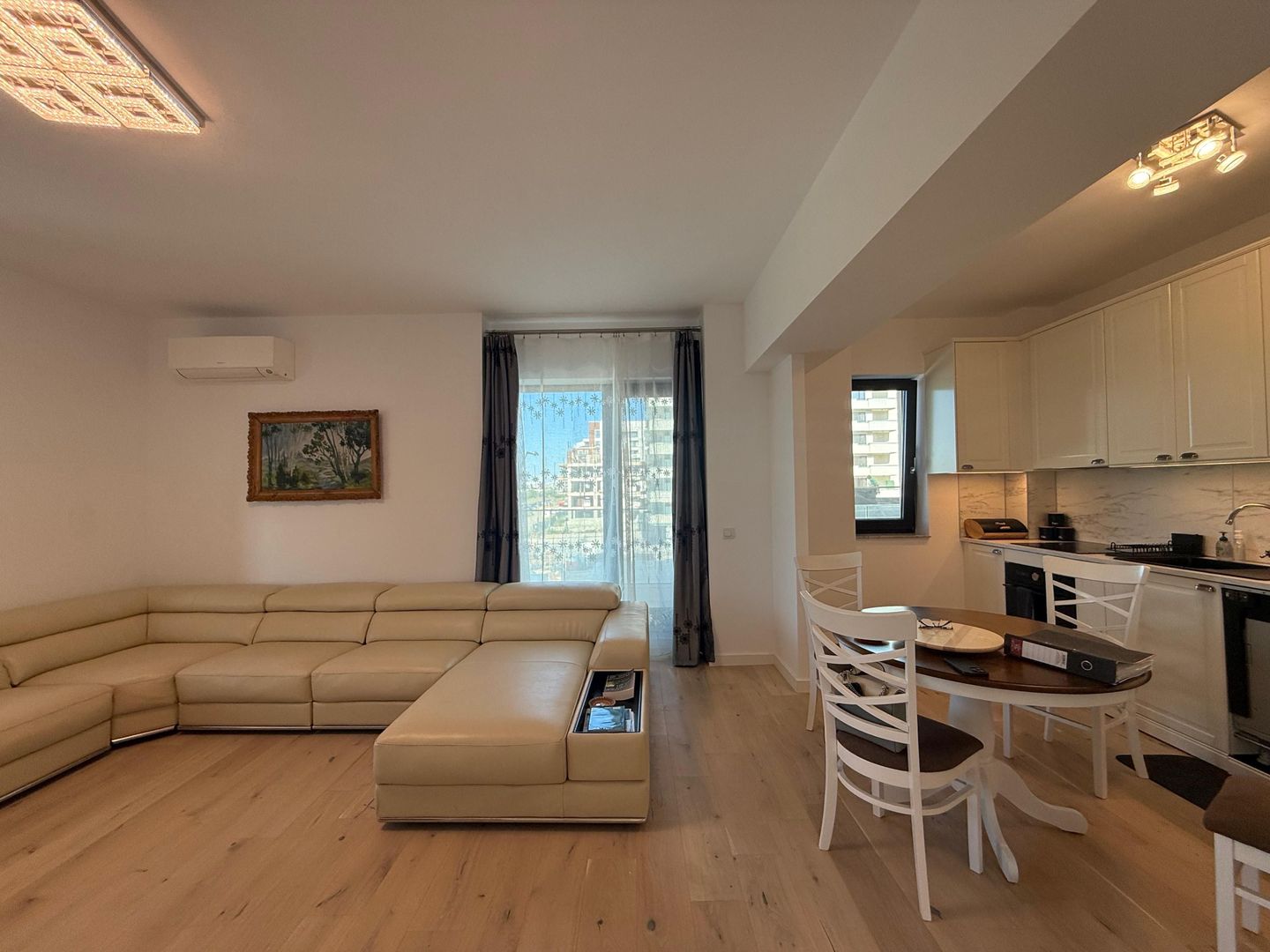 Apartament 4 camere – First Estate | 2 parcari - Poză 2