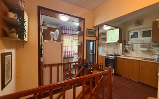 Casuta "bunicii" la 2 pasi de Calea Calarasilor - Poză 10