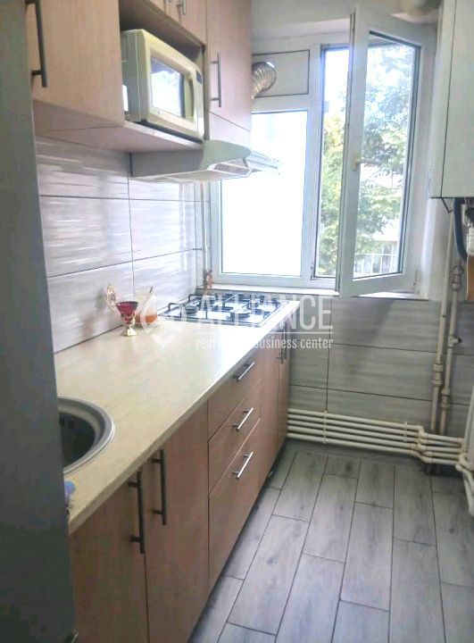 Inel 2 (COD 07) Apartament 3 camere semidecomandat - Poză 7