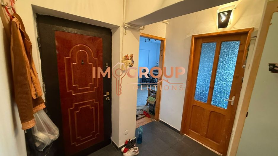 SOCOLA - BLOC 1980 - ETAJ INTERMEDIAR - APARTAMENT CU 3 CAMERE 2 BAI - Poză 9