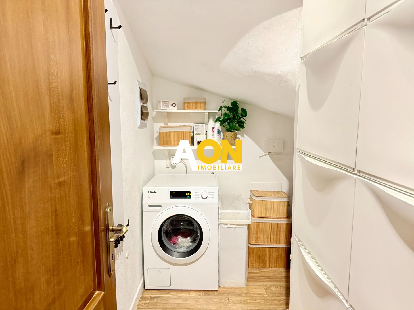 Casă tip înșiruit în Cetate, 4 camere, P+1, mobilată, cartier Cetate - Poză 9