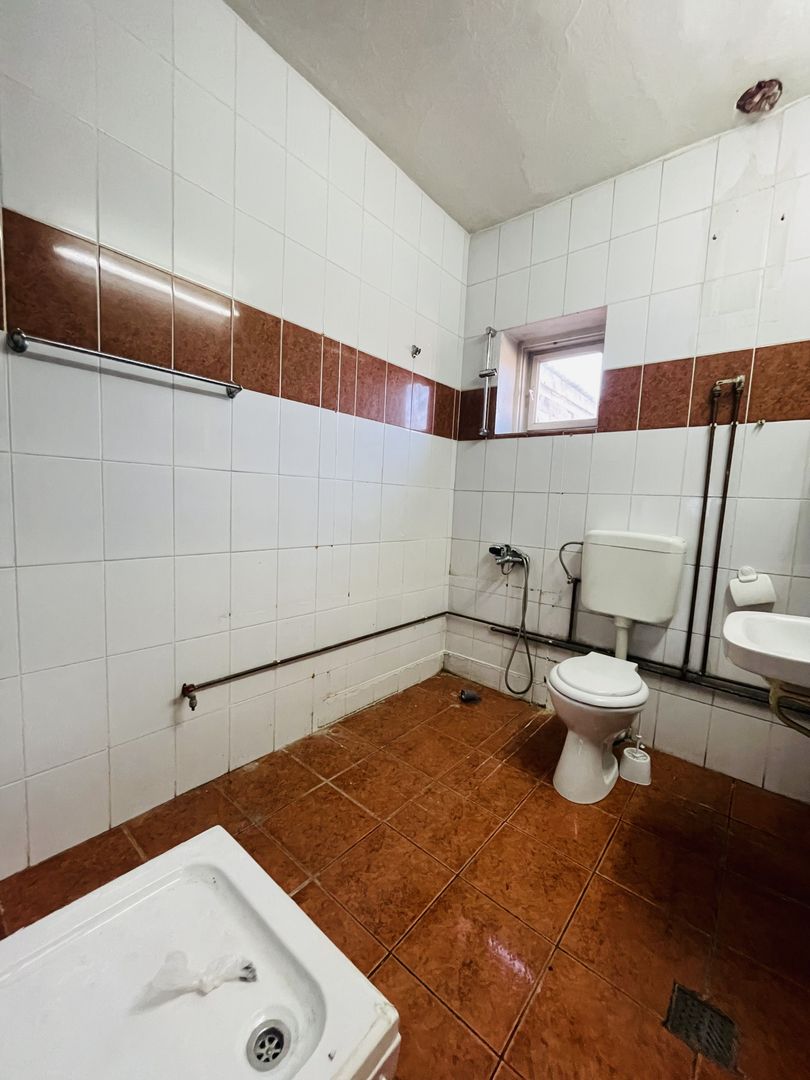 Casă individuală cu front stradal 25 ml – Zona Oncea - Poză 9