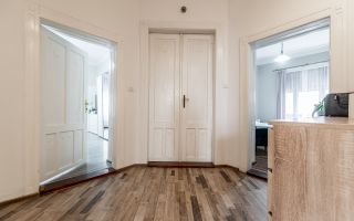Apartament ultracentral cu 4 camere decomandat, etaj intermediar - Poză 14