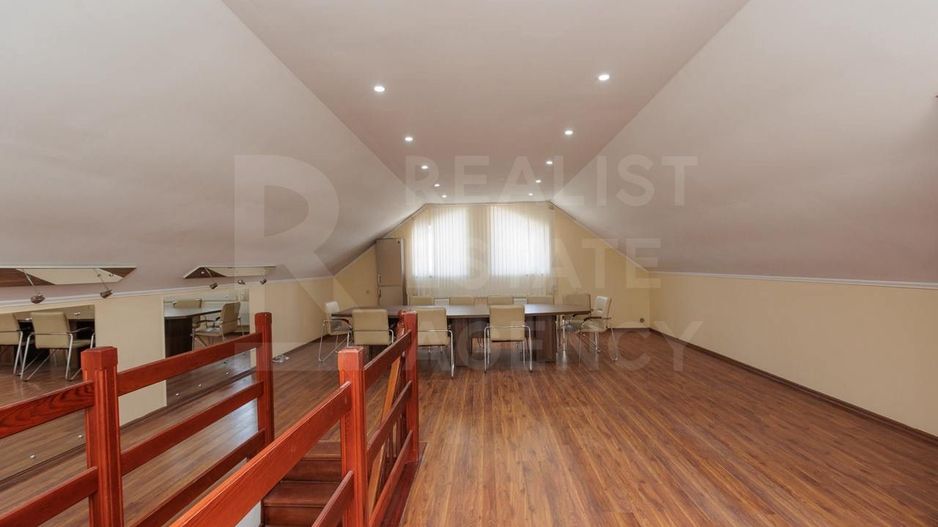 Chirie, oficiu, 320 mp, situat, str. 31 August, Centru - Poză 17