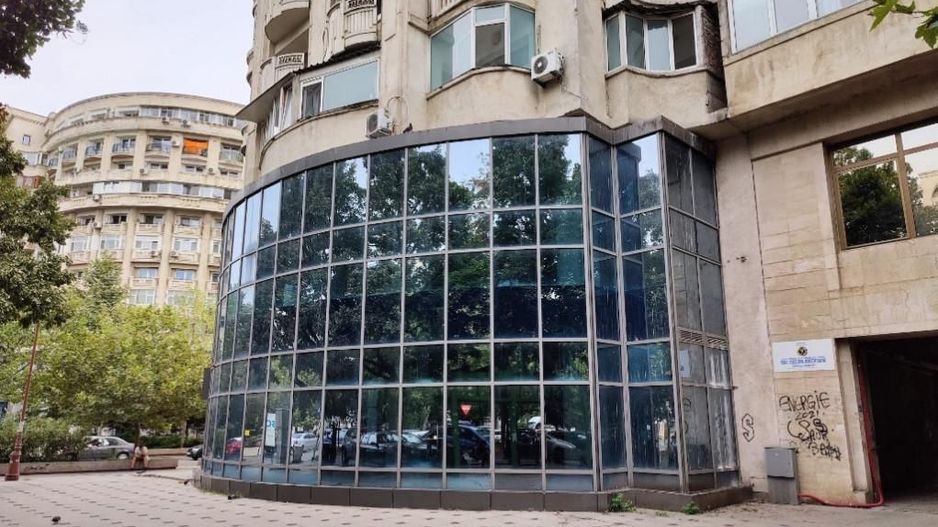 Spatiu Comercial || Pretabil Clinica zona Blv Unirii 700 mp || vis a vis Zepter - Poză 1