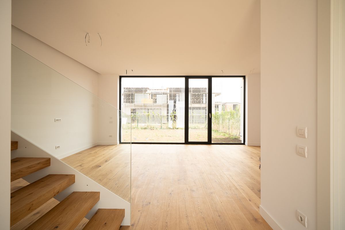 Vila de tip Urban Villa 02 in faza 1 in Amber Forest - Poză 6