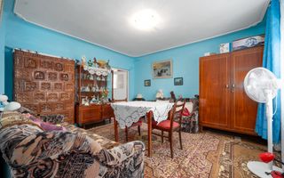 Casă în Roman, din cărămidă - Poză 3