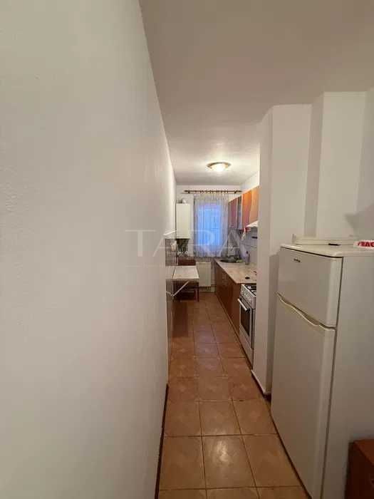 Apartament gata de mutare, mobilat complet, zonă accesibilă. - Poză 3