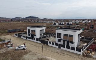 Casă individuală modernă de vânzare – Sânpetru, Brașov - Poză 1