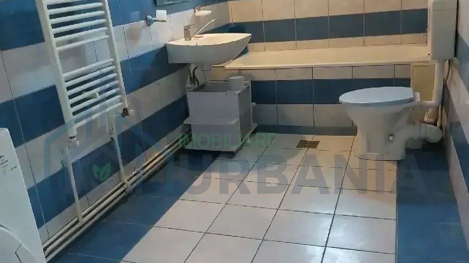 Cameră cu baie proprie în vilă, Centru – aproape UMF Nicolae Leon, intrare separată - Poză 3