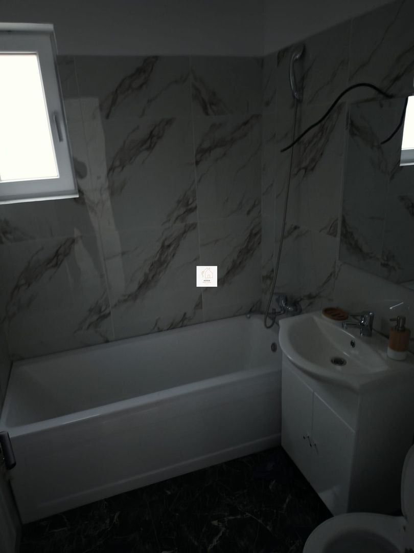 Casa 4 camere Crevedia - Poză 36