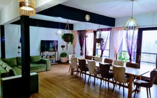 INVESTITIE Vila moderna + vila la rosu, teren 1480 padure - Poză 16