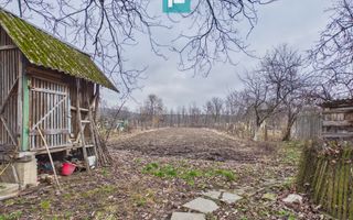 Casă cu 2 corpuri și 4 camere în Tauț - Poză 10