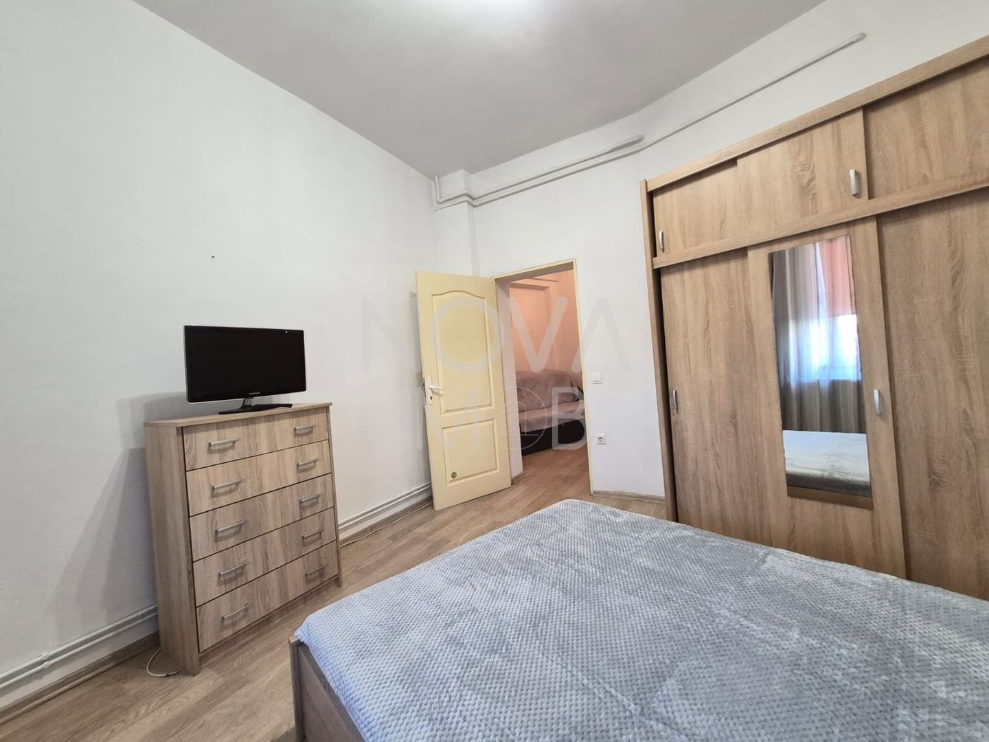 Apartament cu o camera la casa - Zona Milea - Poză 2