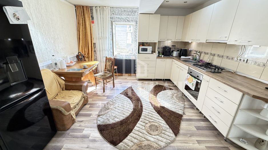 Apartament cu 3 camere | 55 mp | Parcare subterana | Zona Regal -Baciu - Poză 1