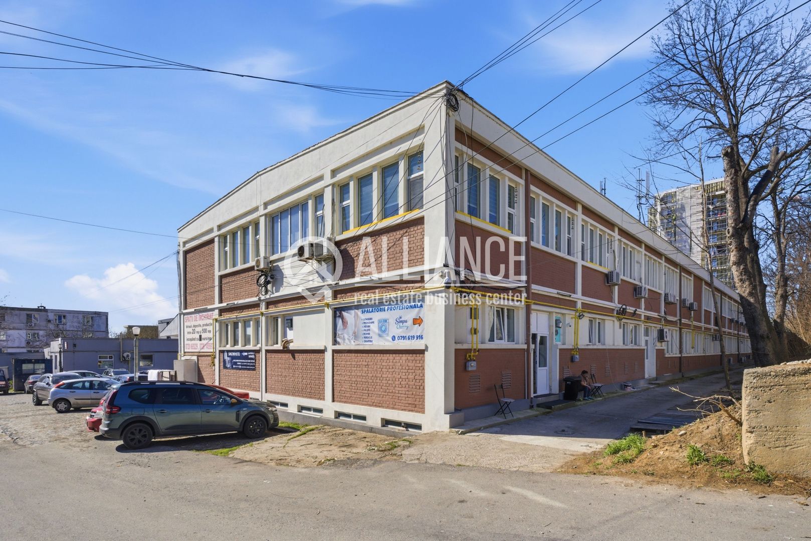 FALEZA NORD cladire multifunctionala 4600 mp cu acces din Bdul Mamaia! - Poză 28