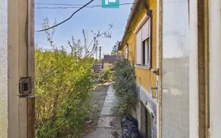 Casă spațioasă cu teren generos, Radna Lipova - Poză 15
