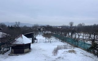 Casă de vânzare în Pucioasa! - Poză 23