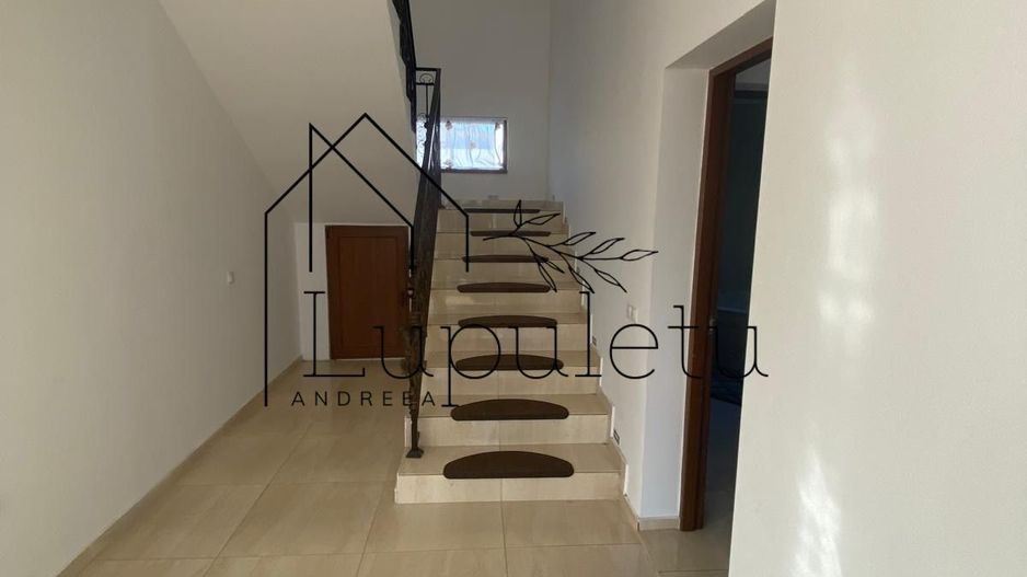 VILĂ PREMIUM DE VÂNZARE | STRADĂ PRIVATĂ | 5 CAMERE | Rasinari - Poză 16