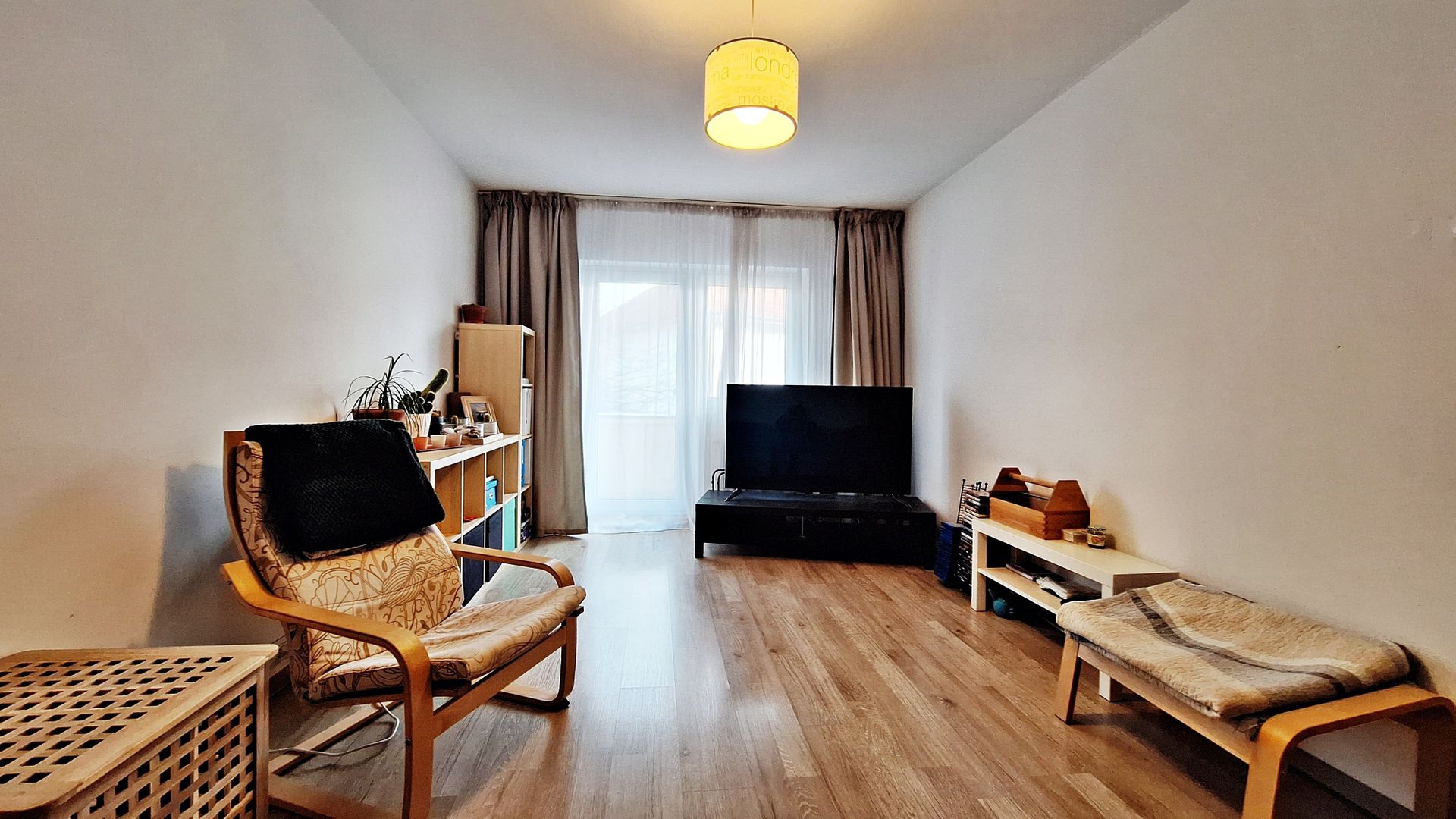 Zona Onix apartament 3 camere decomandat, etaj 1, mobilat, 155000 euro - Poză 1