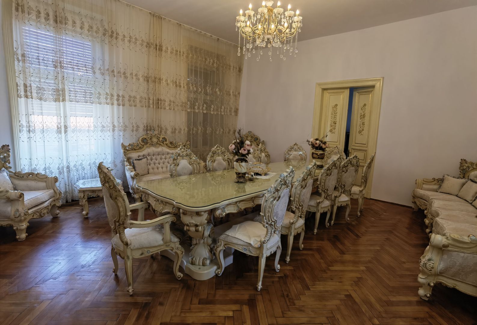 Apartament cu 4 cam. cladire istorica în zona Iosefin - Poză 2
