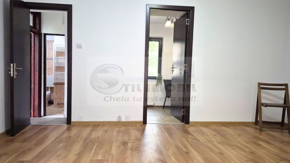 Casa zona centrala - 1200 euro - Poză 5