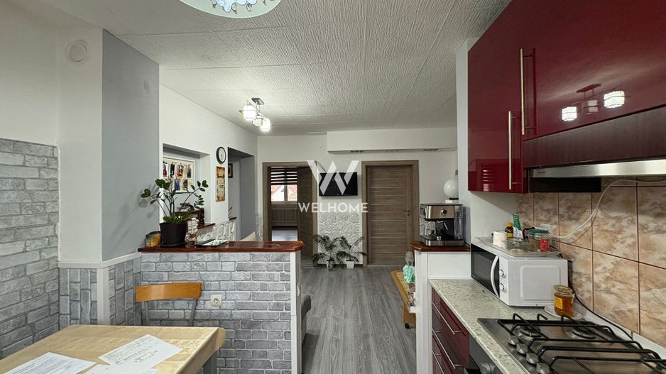 Casa tip duplex - 4 camere, balcon si curte proprie - Zona Lazaret - Poză 7