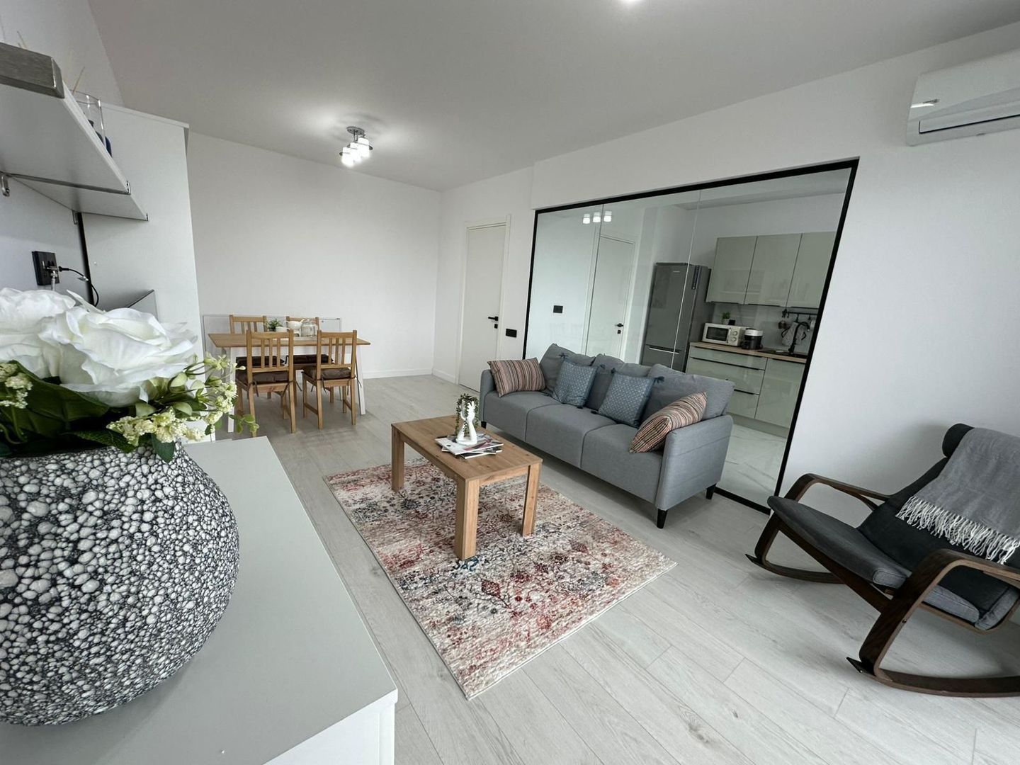 2 camere Titan  Gura Calitei Astorium Life 2 locuri parcare - Poză 4