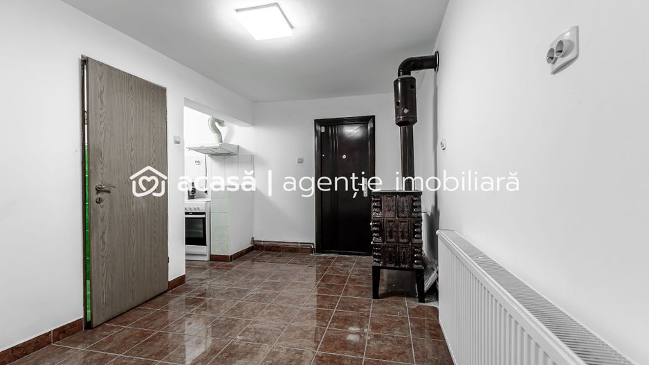 Casă renovată complet în Sânleani/Livada. - Poză 10