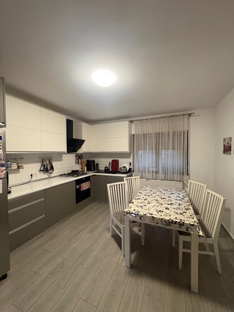 CASĂ INDIVIDUALĂ P+1 | 3 DORMITOARE | 500 MP TEREN | STR. RUBINULUI, BRAGADIRU - Poză 9