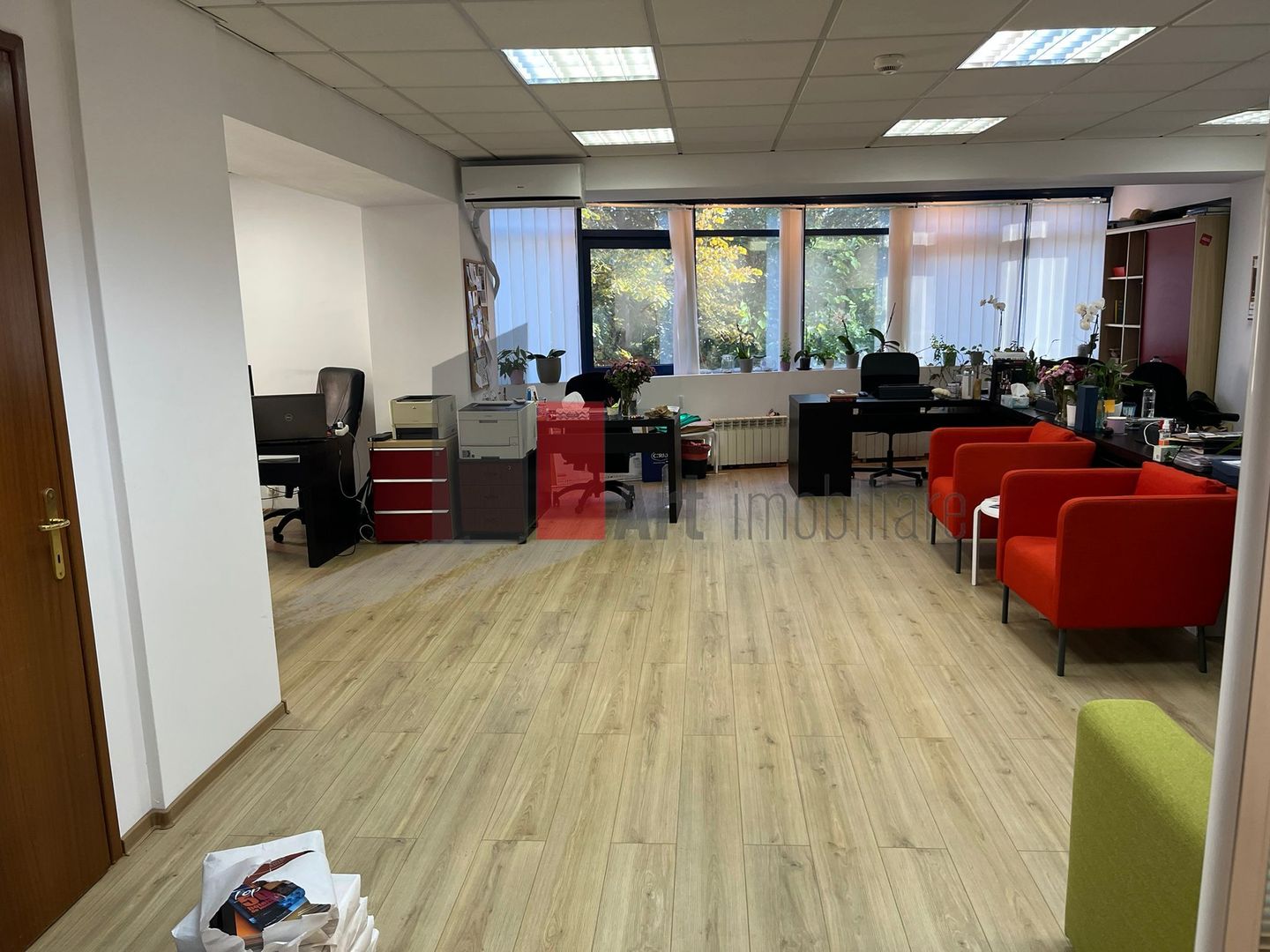 Spatiul "HOVY" in imobil exclusiv de birouri, 220 mp, 2 locuri parcare - Poză 4