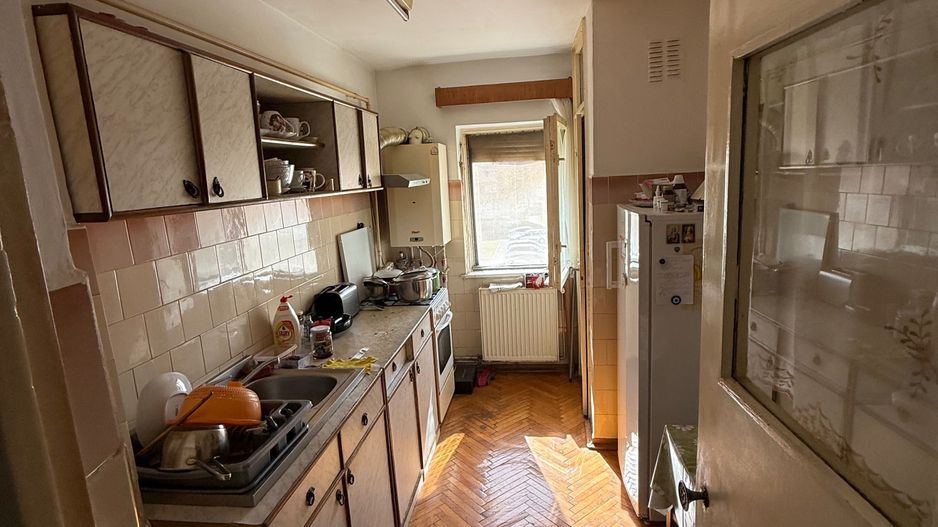 BRASADAS vinde ap 3 cam etaj 2/4 in Micro 17. - Poză 3