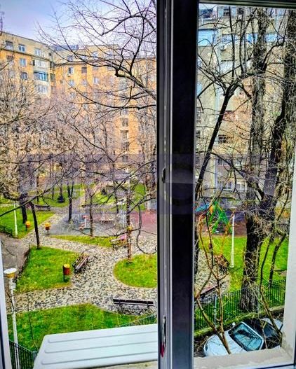 VANZARE APARTAMENT 2 CAMERE METROU PIATA ROMANA ULTRACENTRAL 40MP INVESTITIE - Poză 1