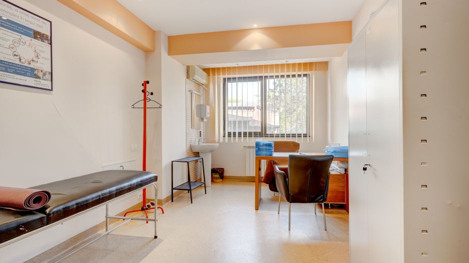 APARTAMENT CU UTILIZARE MEDICALA | OFFICE | REZIDENTIAL | DOROBANTI - Poză 13