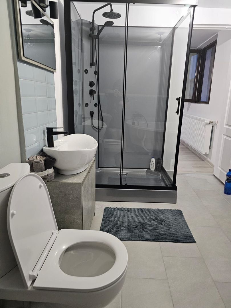 Vila noua, P+1E, mobilata si utilata - zona Bariera Traian - Poză 11