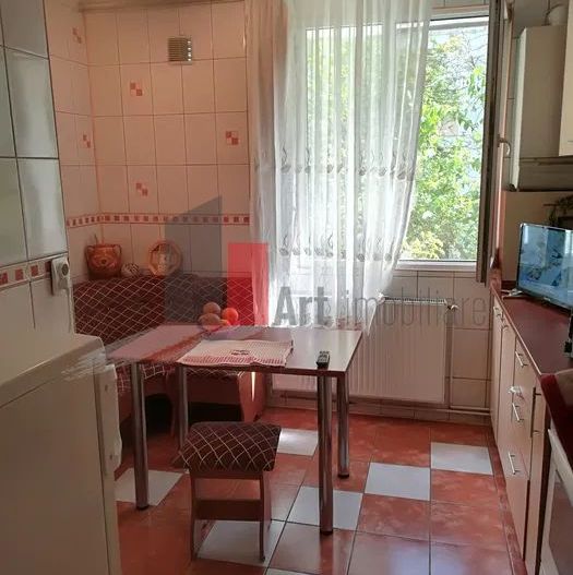 Vânzare apartament 3 camere centrală Brâncoveanu - Secuilor - Poză 2