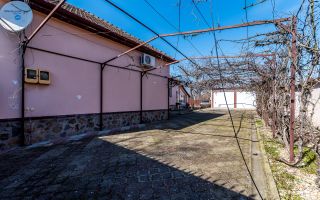 Casa ideală pentru familie: școală la 3 min + anexă pentru bunici - Poză 2