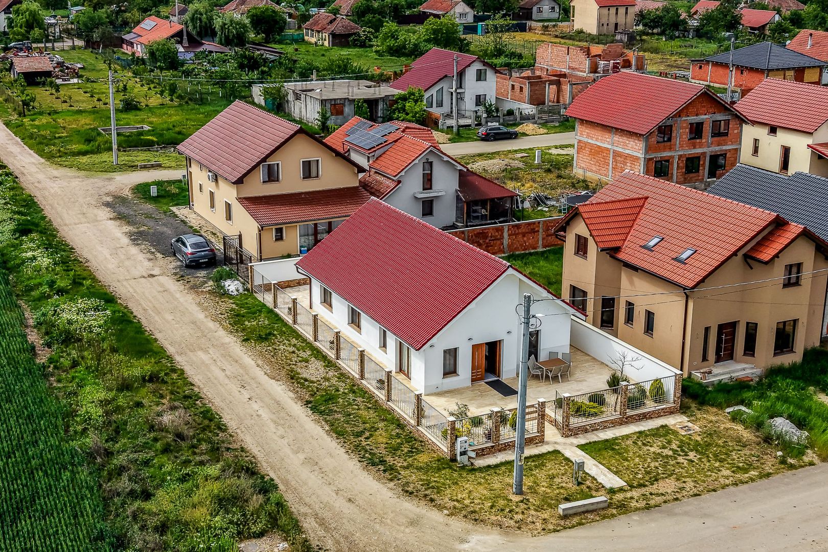 Casă nouă gata de mutat, în Tisa Nouă, la 14 km de Arad - Poză 1